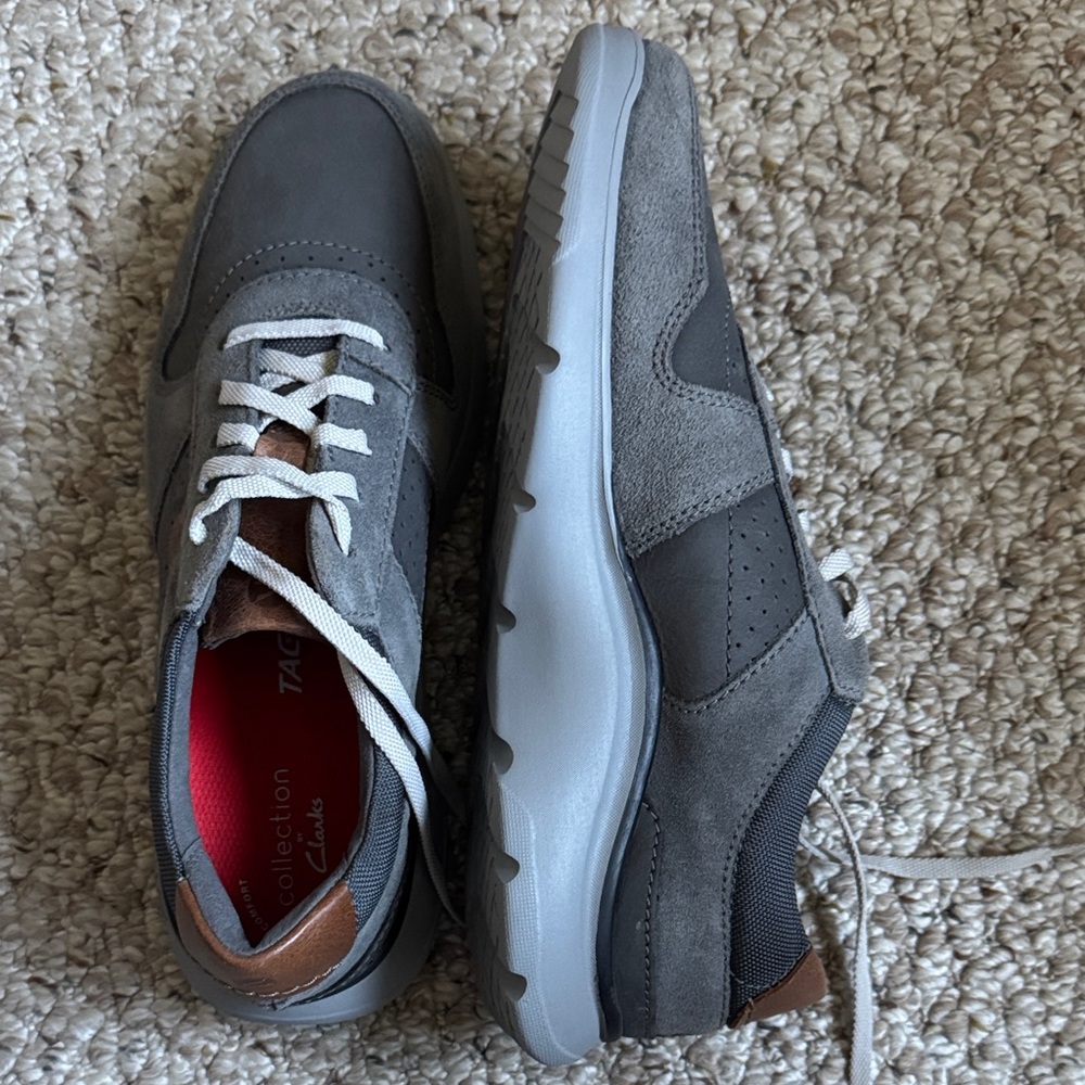 Clarks Gray and Brown Sneakers. Menโs. sz 8.5. Brand new.